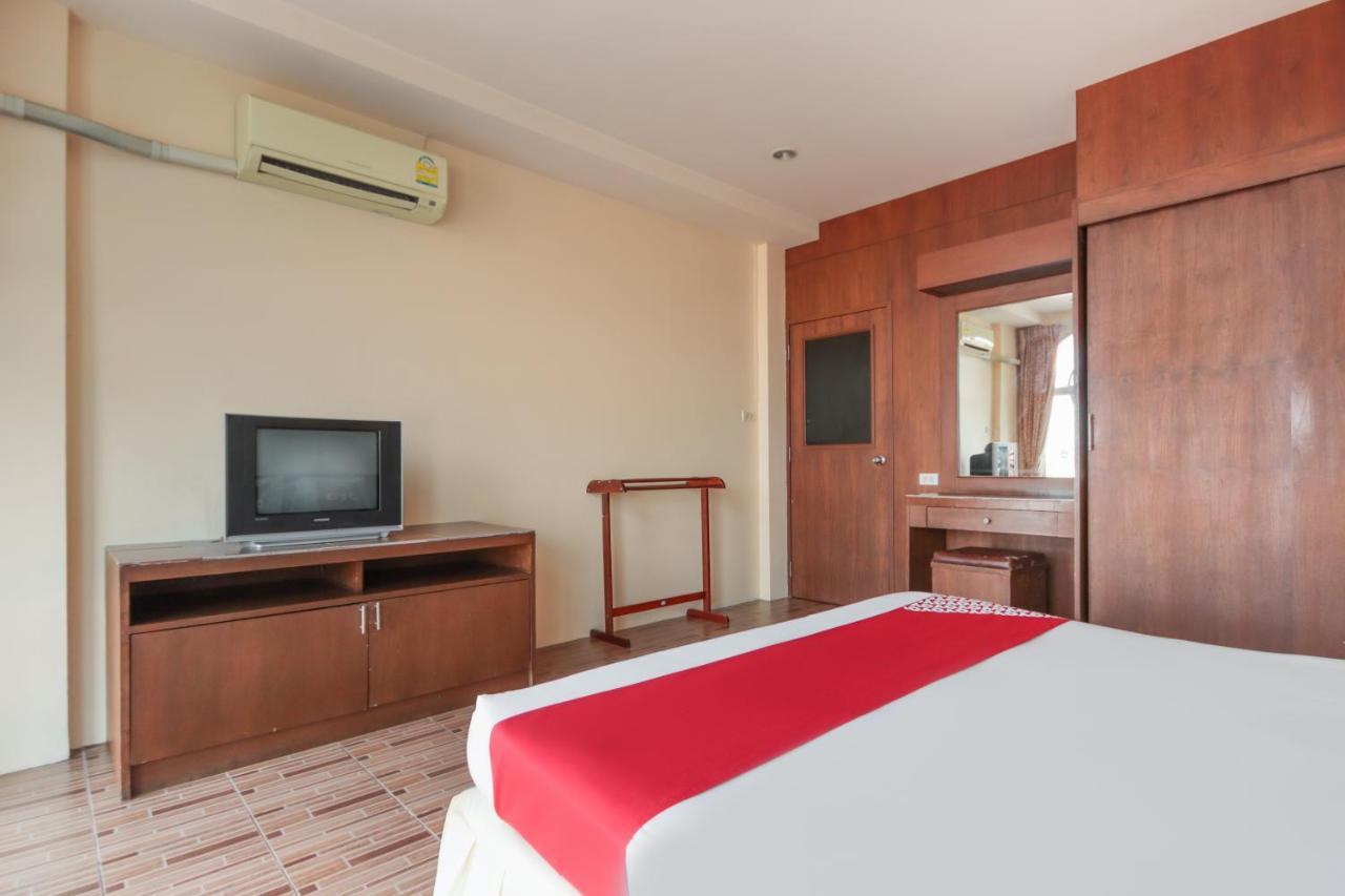 Oyo 889 Baan Sakdidet Hotel Wichit Ngoại thất bức ảnh